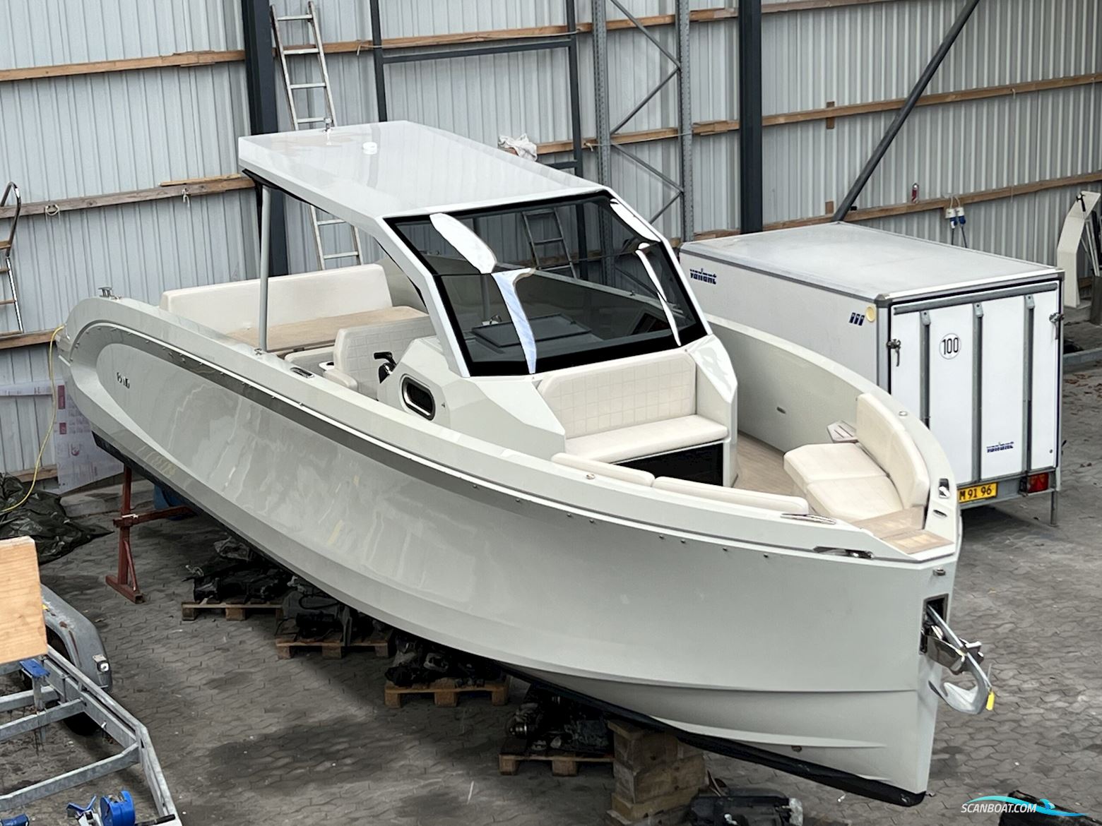 Rand Escape 30