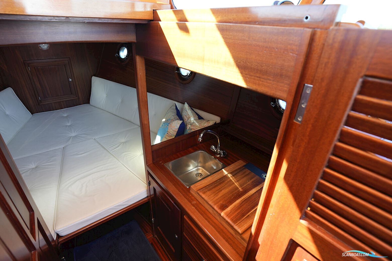 Rapsody 29 OC-F Oyster White Limited Edition