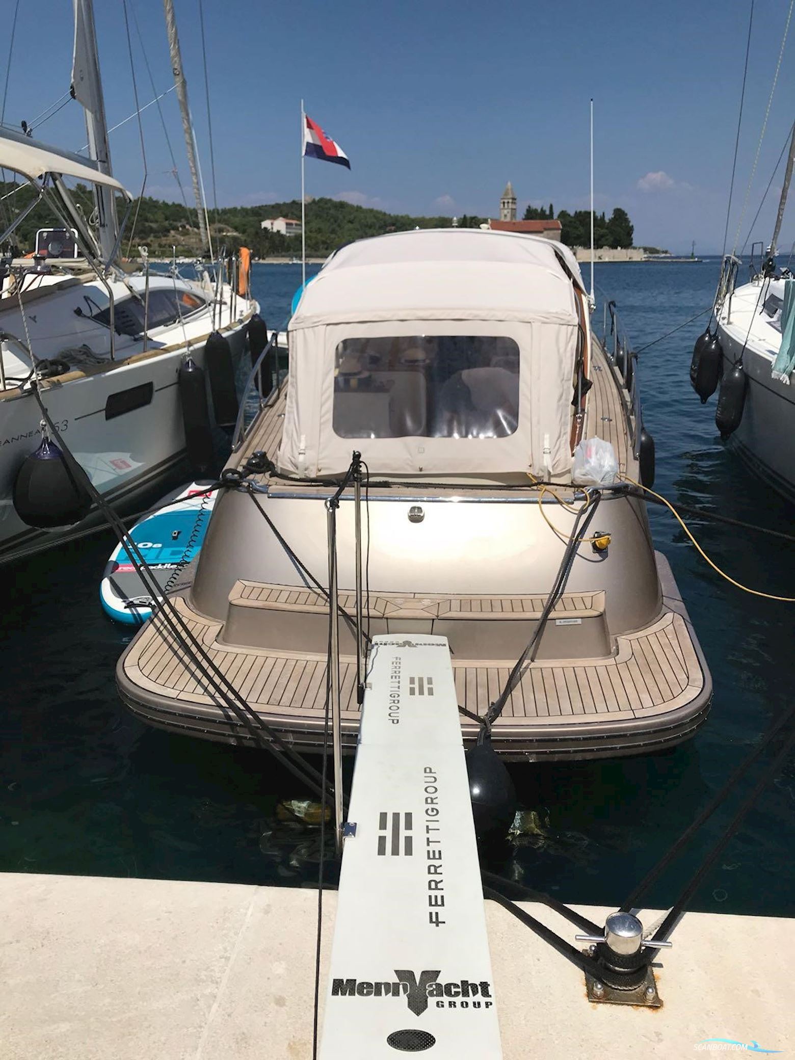 Rapsody R36 Motorbåd 2009, med Volvo Penta motor, Kroatien