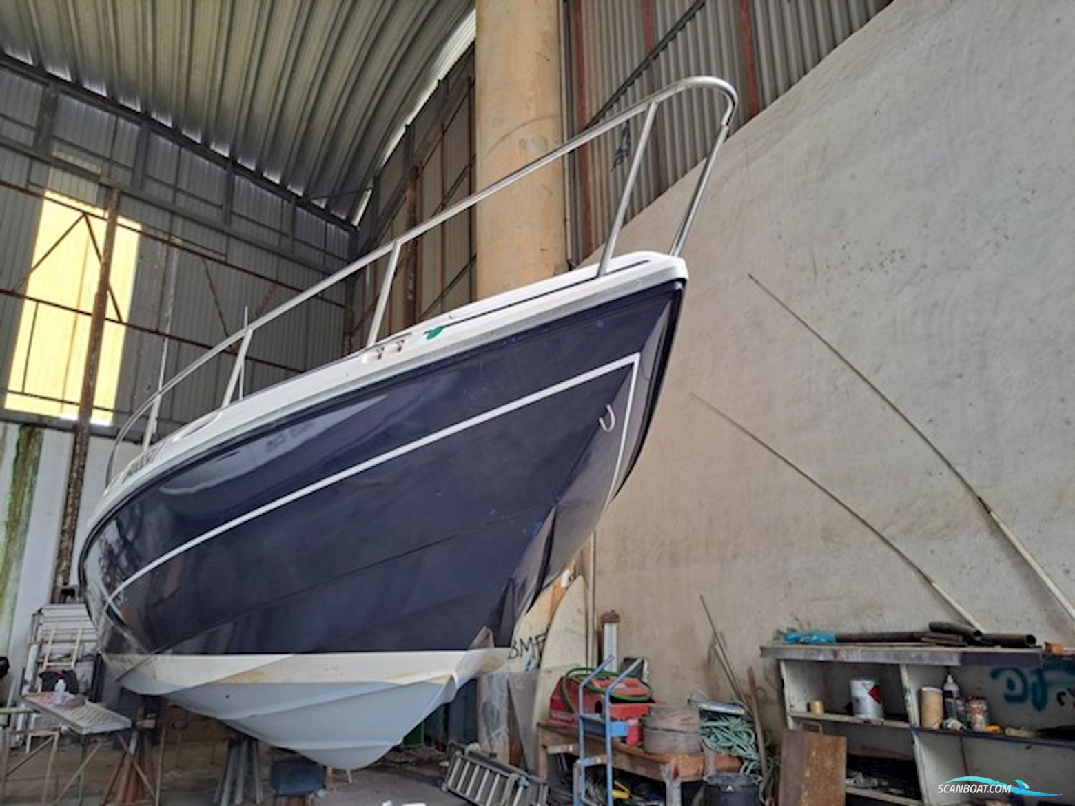Real Power Boats Real Hawk 32