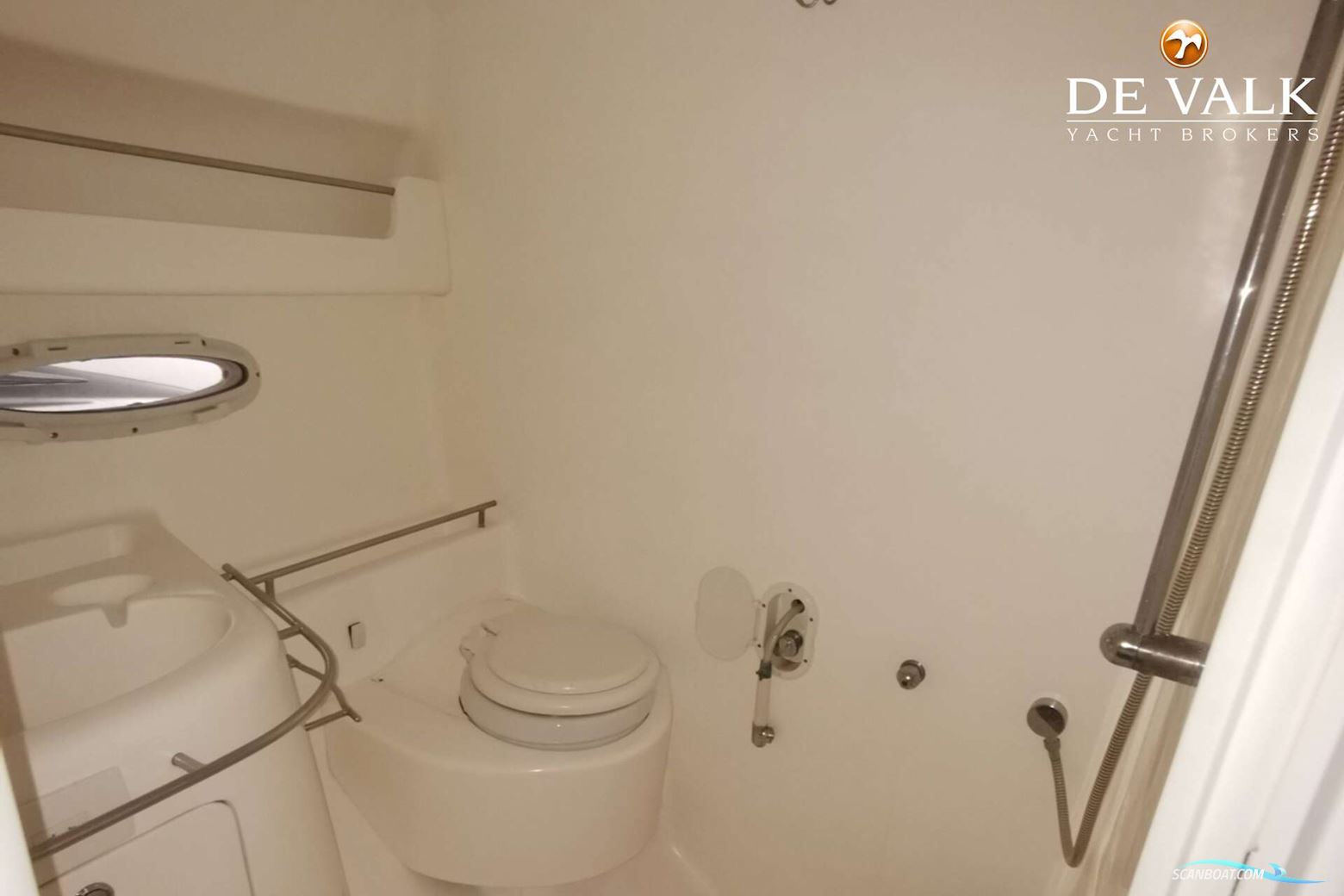 Real Powerboats Revolution 46