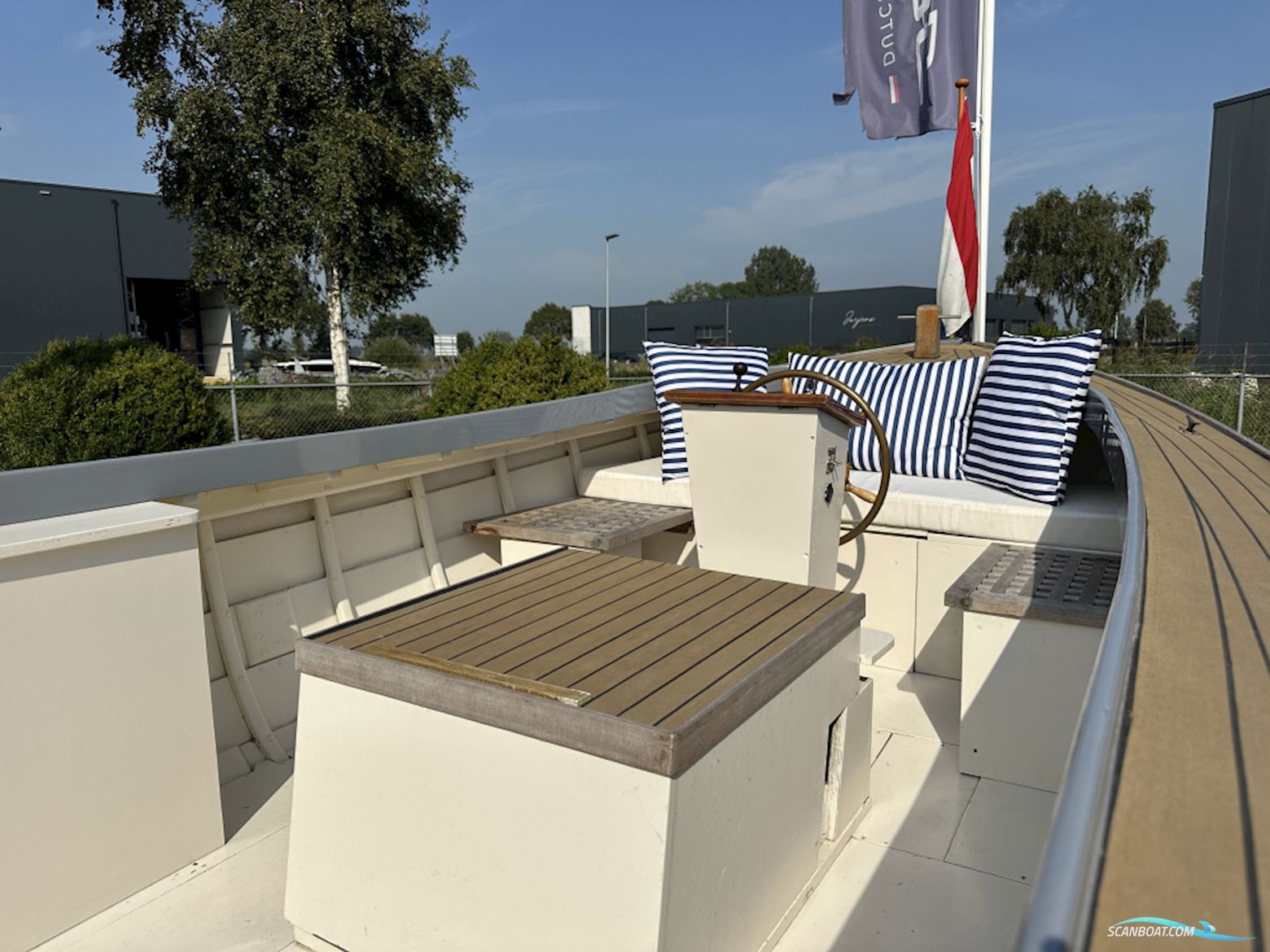 Reddingssloep 695 Electric