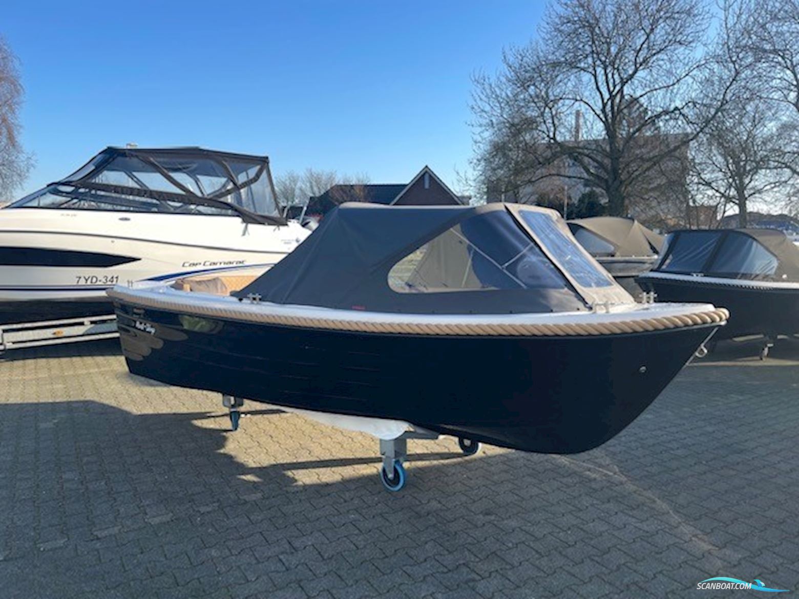 Reest Sloep 520 Classic Motorbåd 2025, med Suzuki DF 9.9 BRL met 6 jaar garantie! motor, Holland