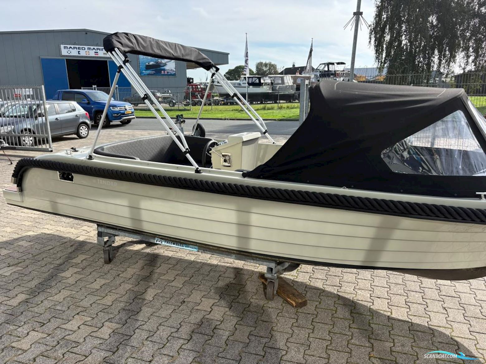Reest Sloep 555 Tender