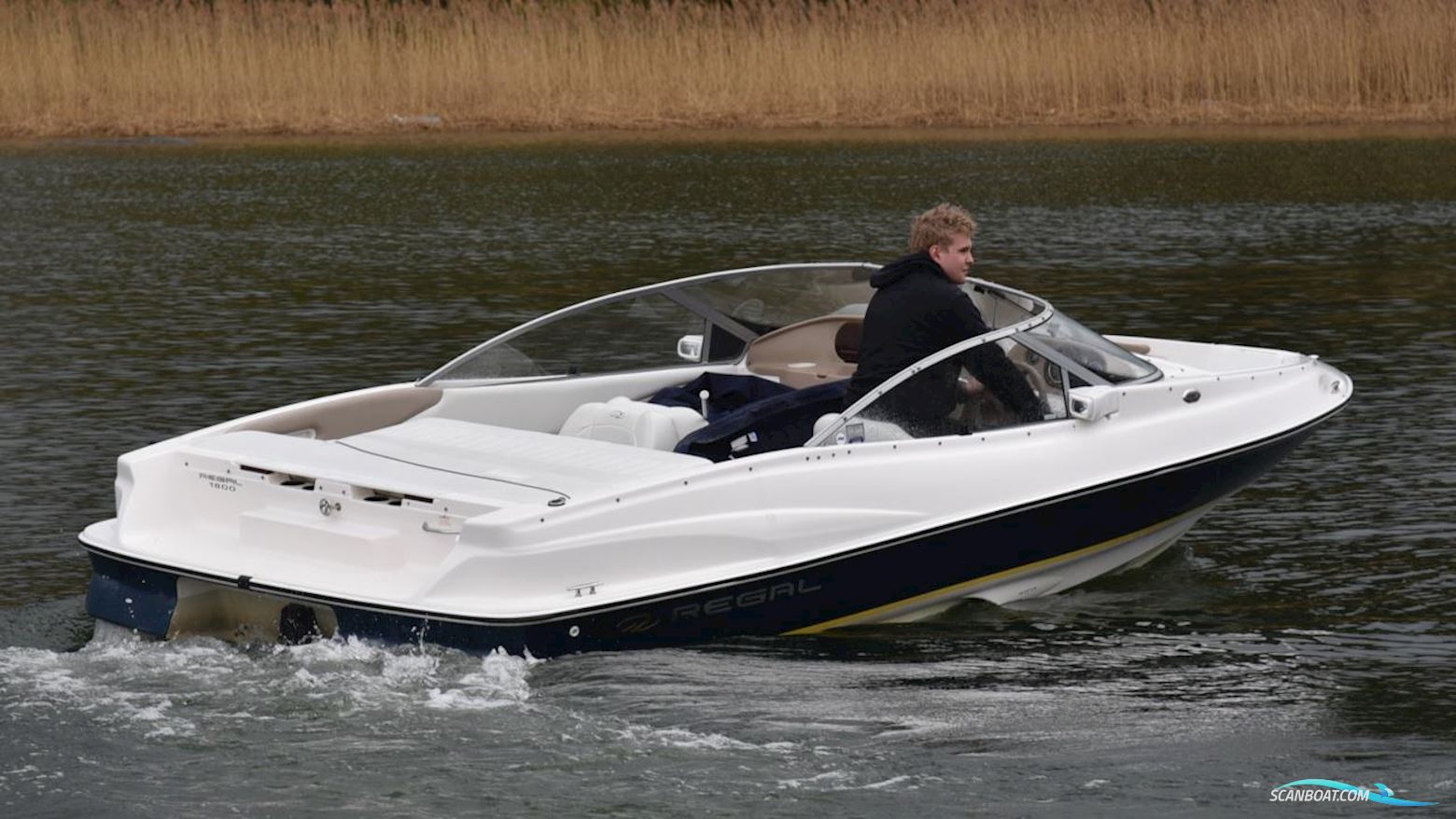 Regal 1800 Lsr Bowrider Motorbåd 2004, med Mercruiser motor, Sverige