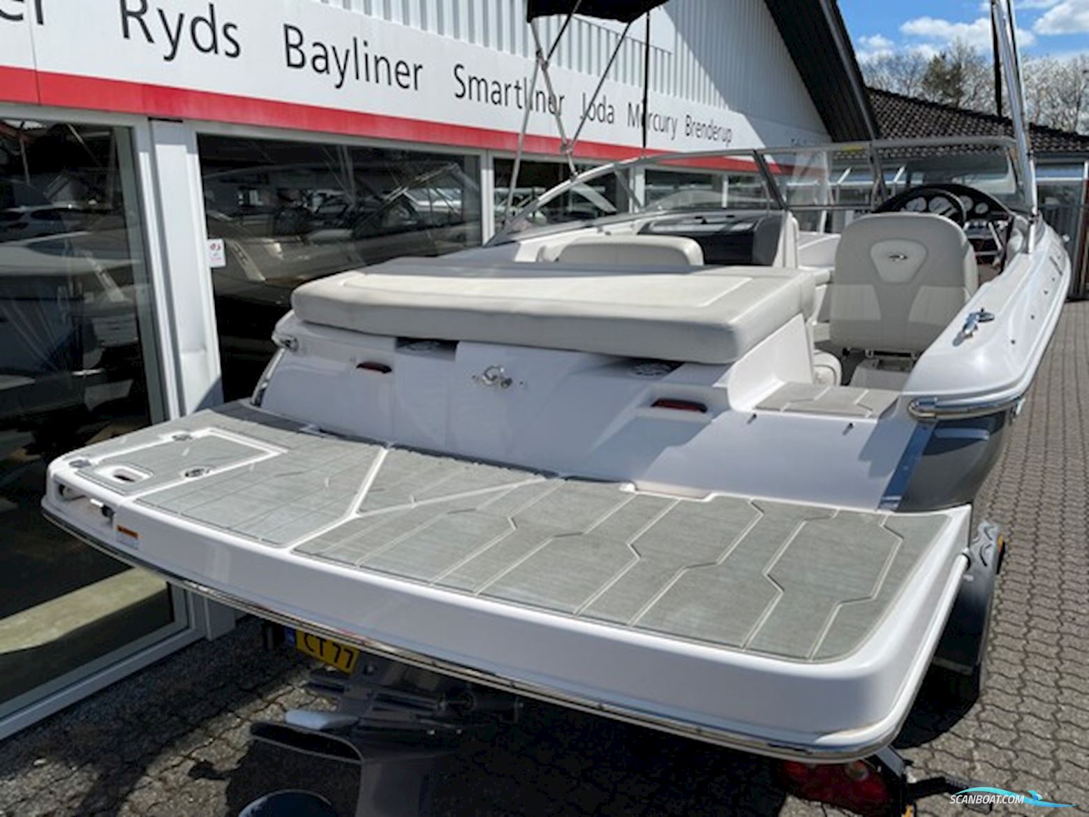 Regal 1900 ES med 200 hk Volvo Penta V6 og Brenderup bådtrailer - SOLGT