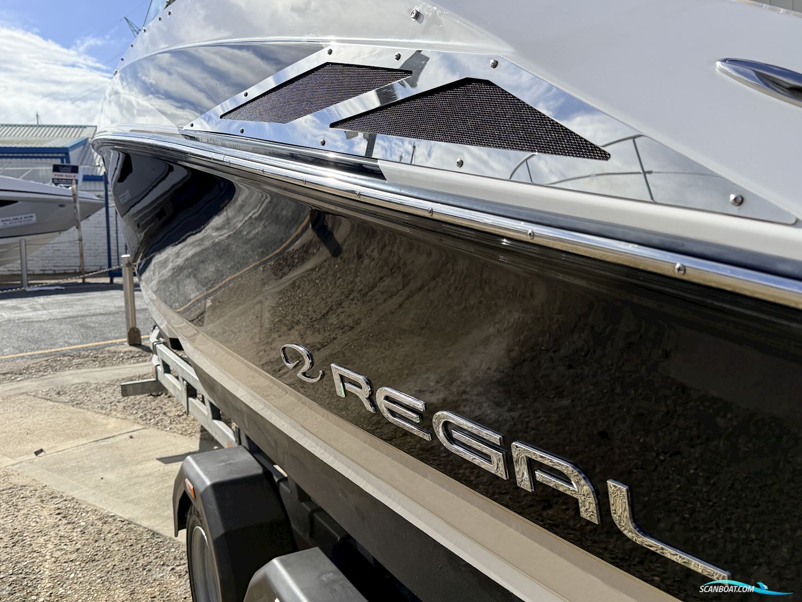 Regal 2220 Fasdeck