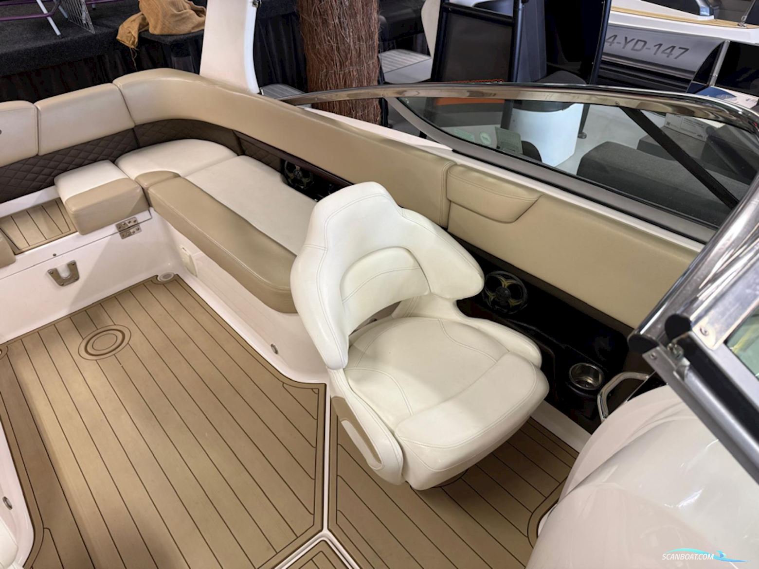 Regal 2500 Bowrider