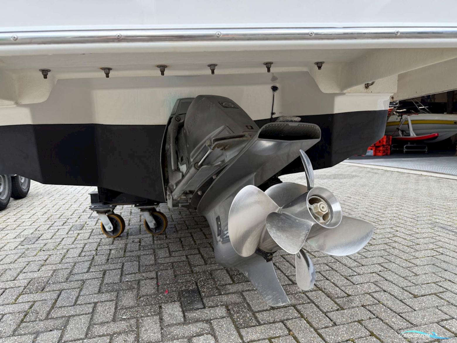 Regal 2500 Bowrider