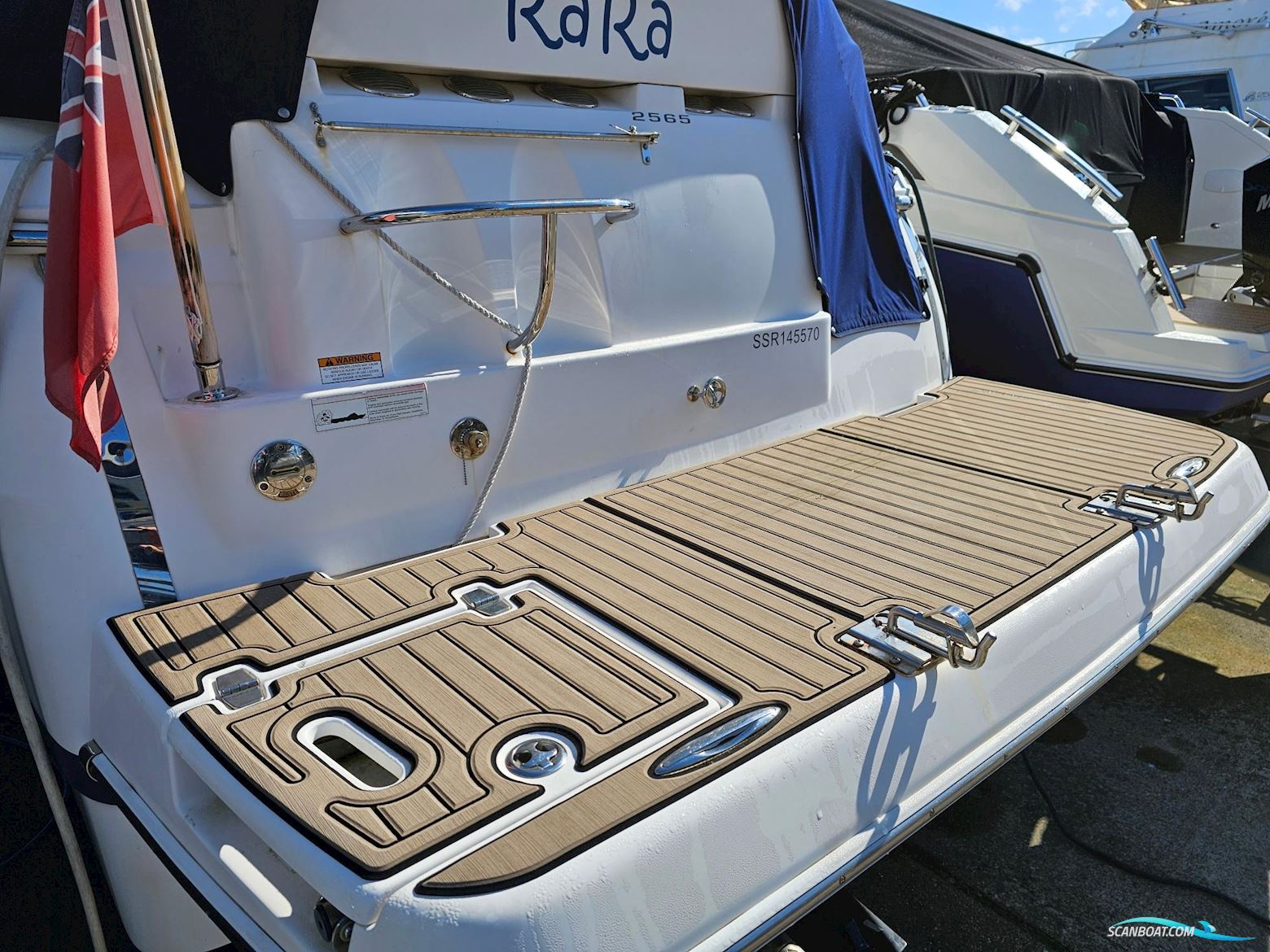 Regal 2565 Window Express