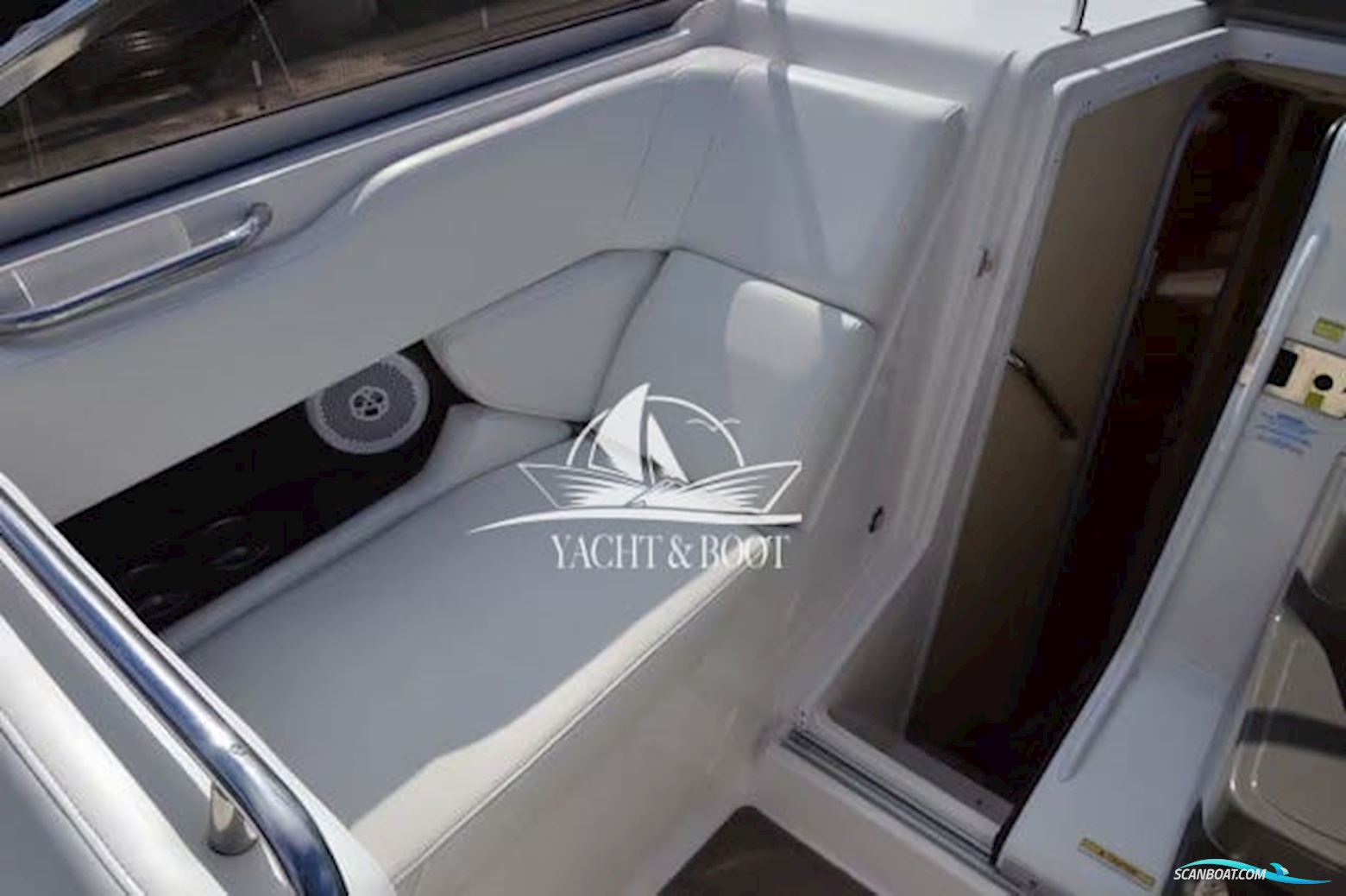 Regal 2565 Window Express