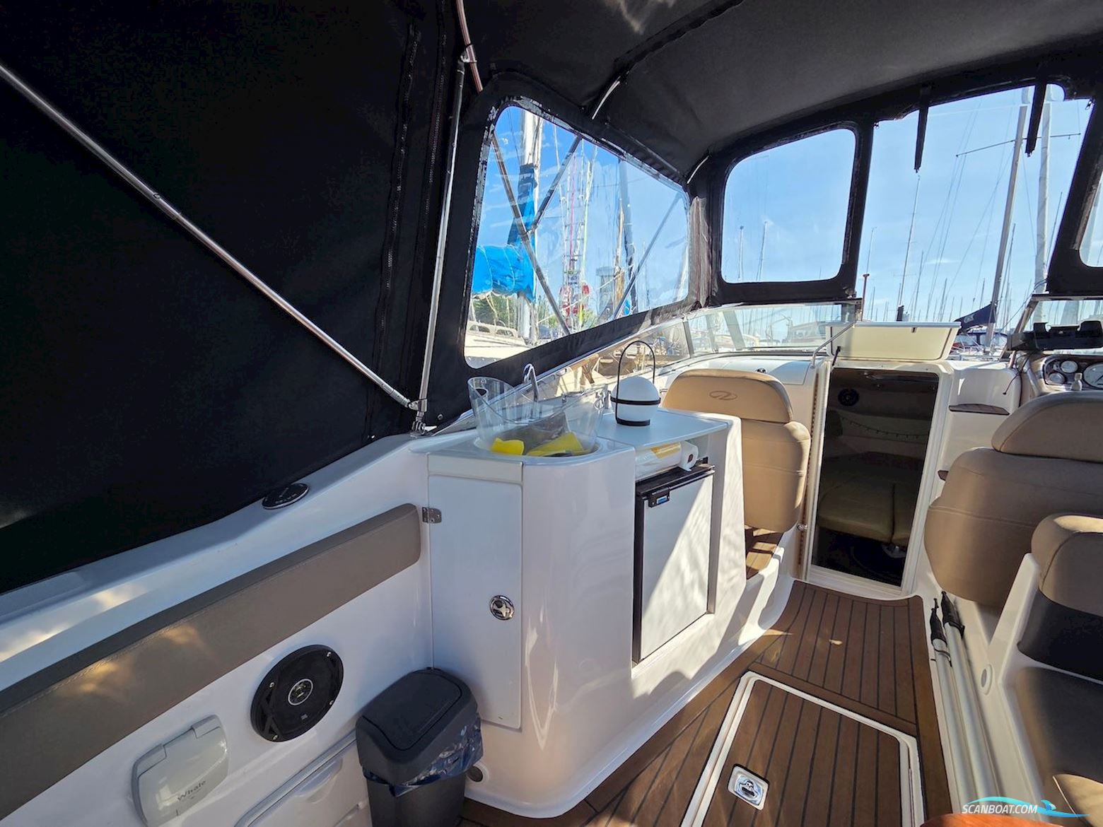 Regal 2650 Cuddy