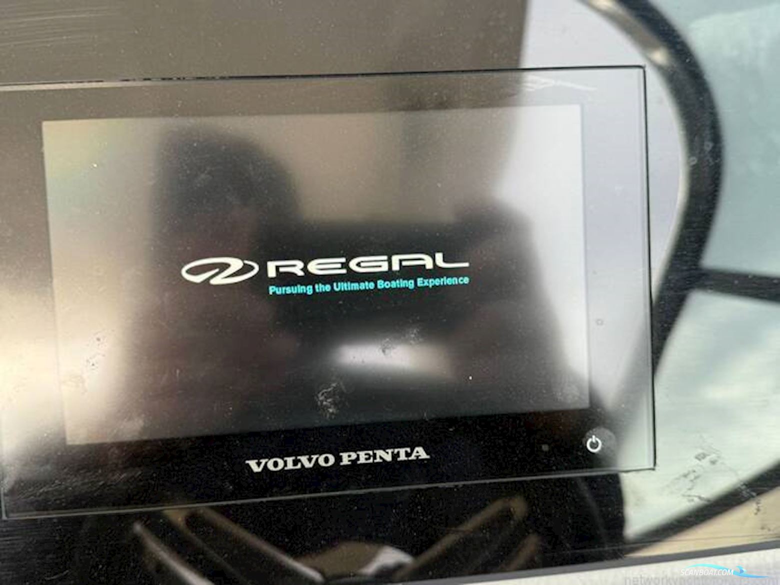 Regal LS4 Surf