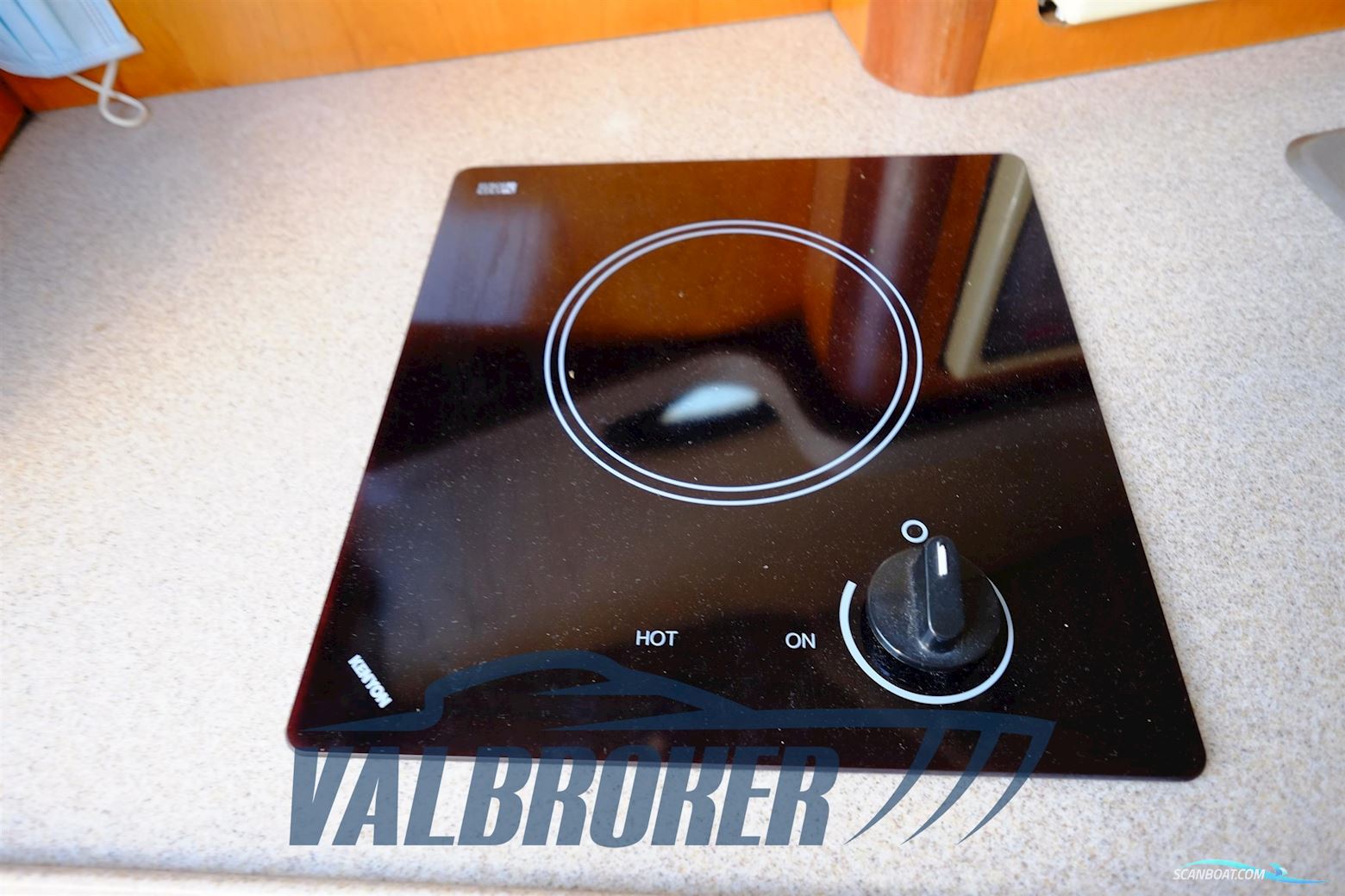 Regal Marine COMMODORE 2665