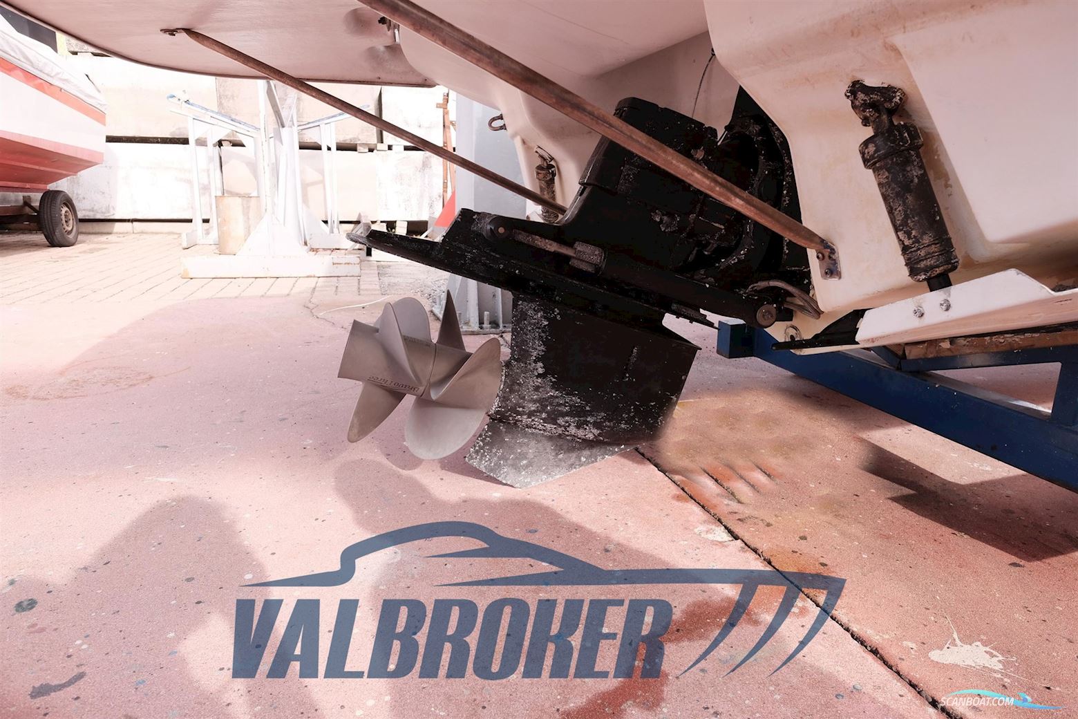 Regal Marine Commodore 2665