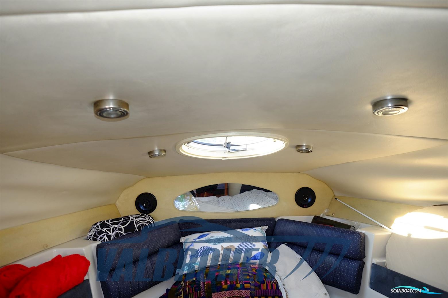 Regal Marine Commodore 2665