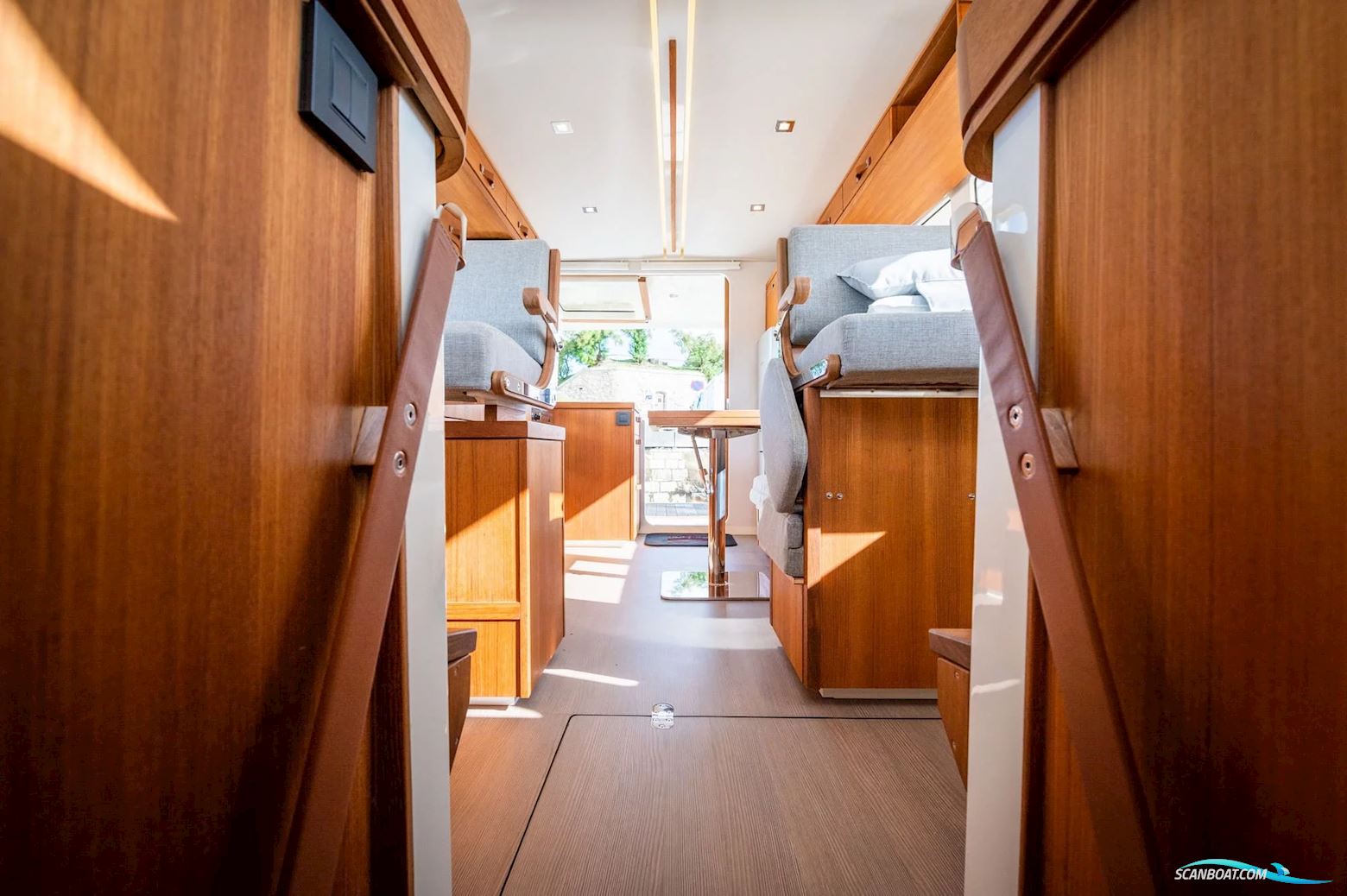 Rhea 34 Trawler - Preorder Fra