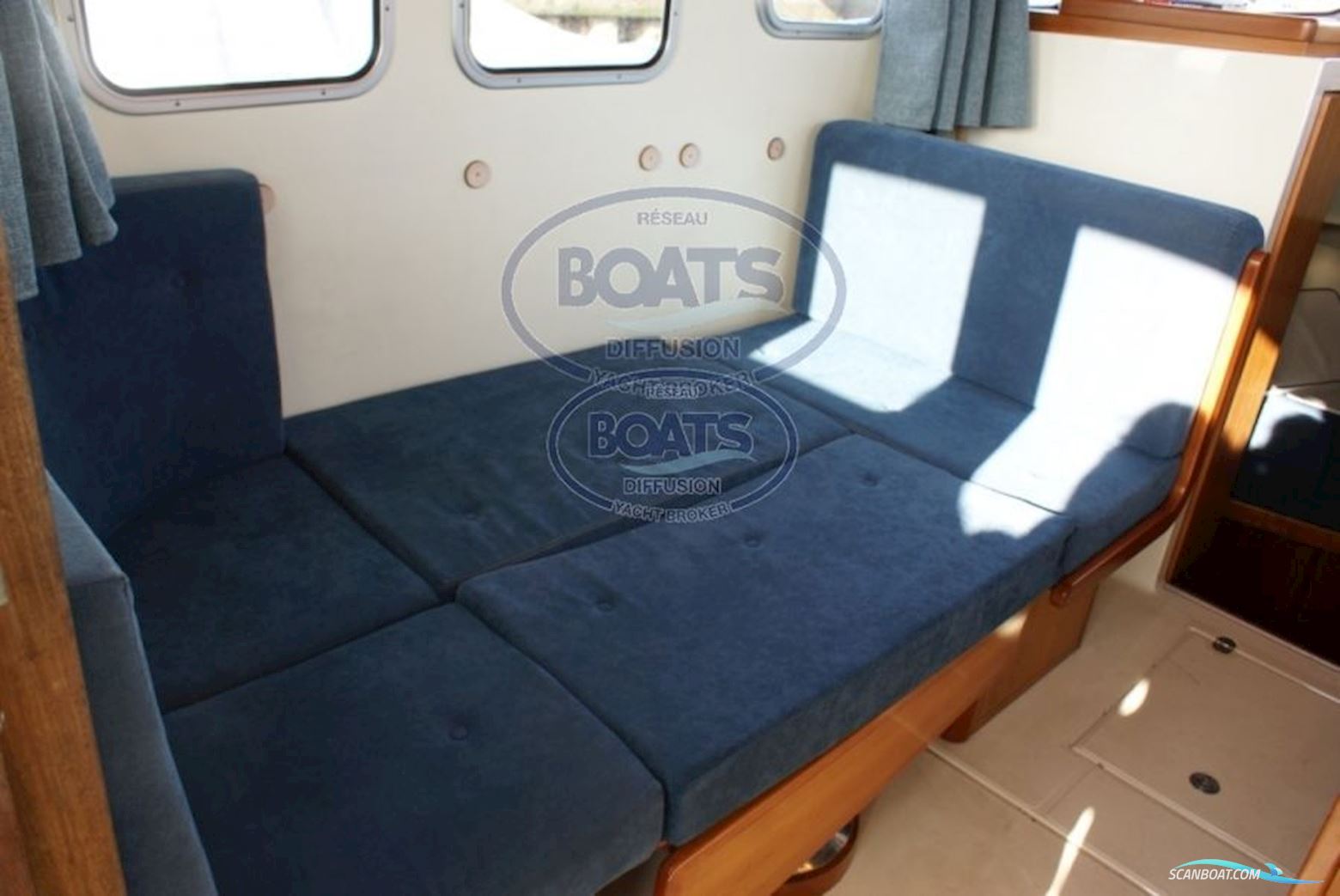 Rhea Marine RHEA 850 TIMONERIE