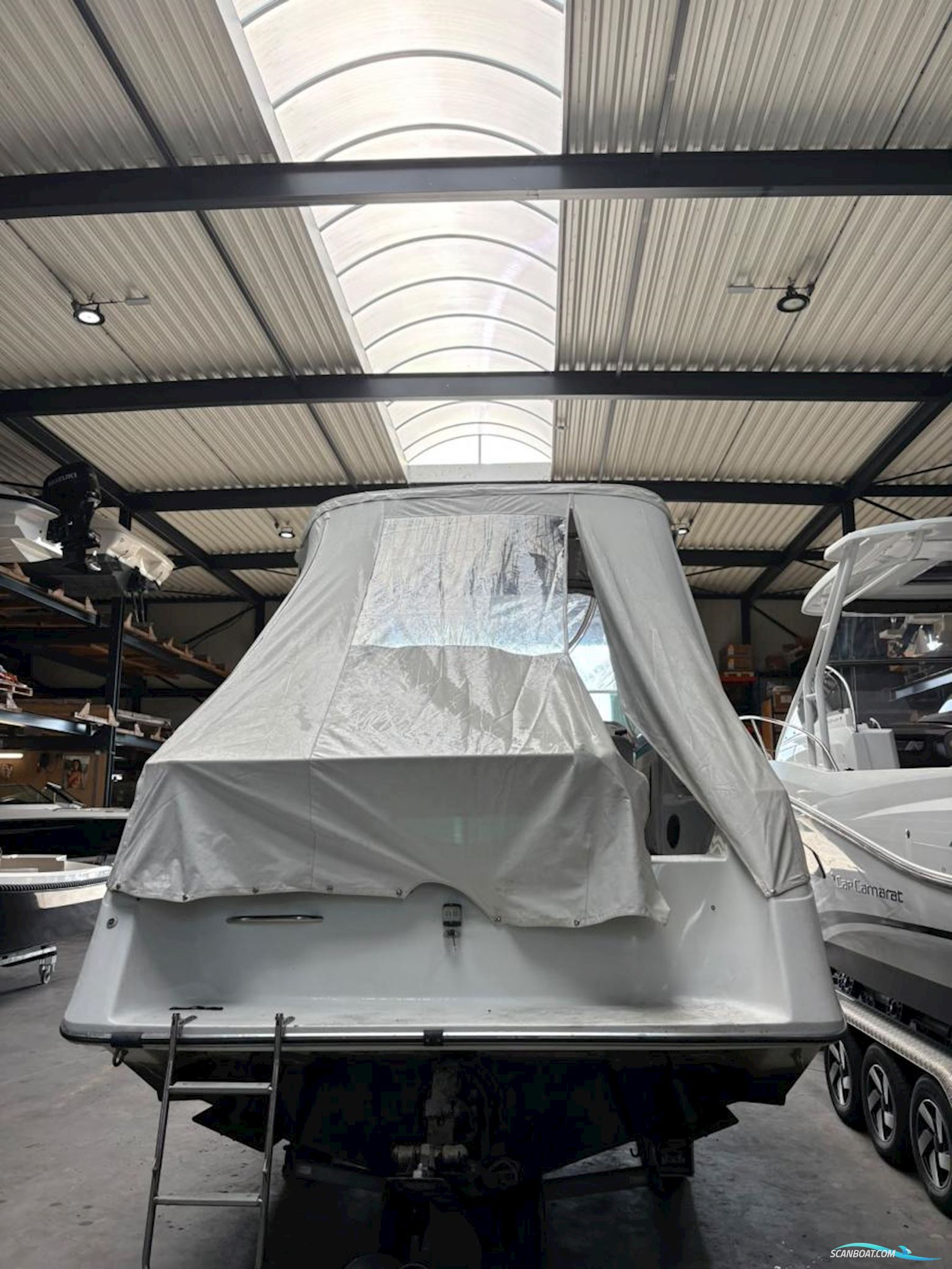 Rinker 260 FIESTA FEE