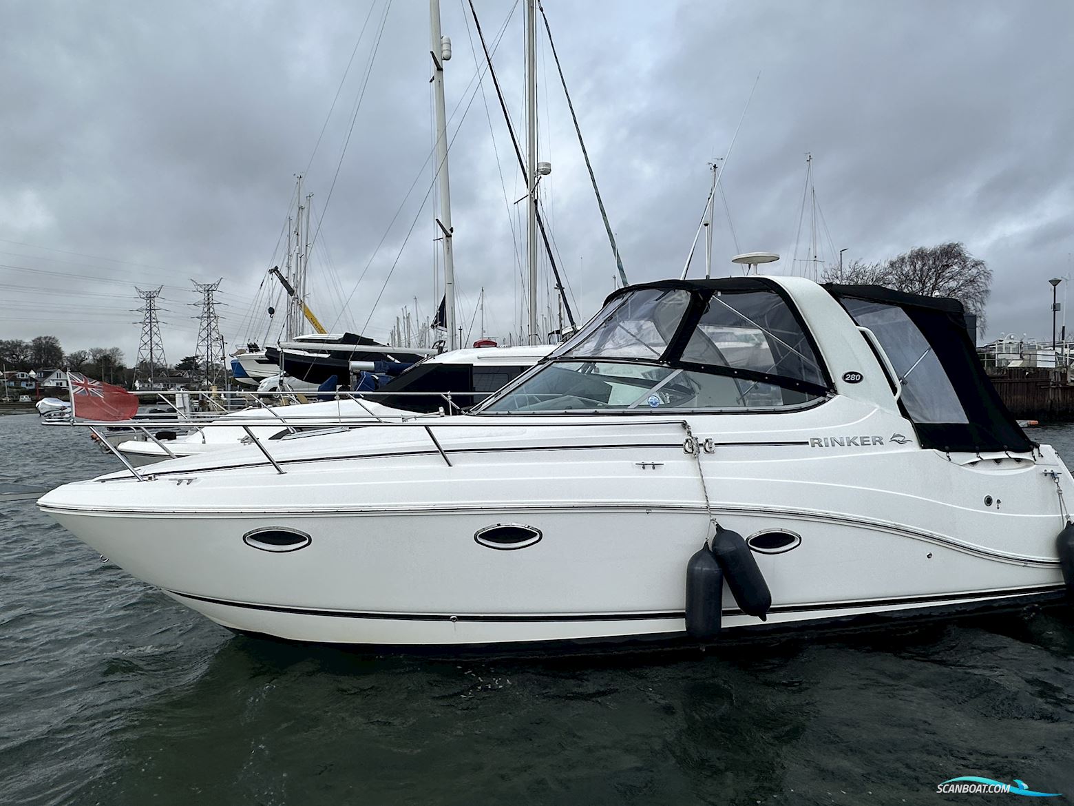 Rinker 280 Cabin Cruiser Motorbåd 2008, med Volvo motor, England