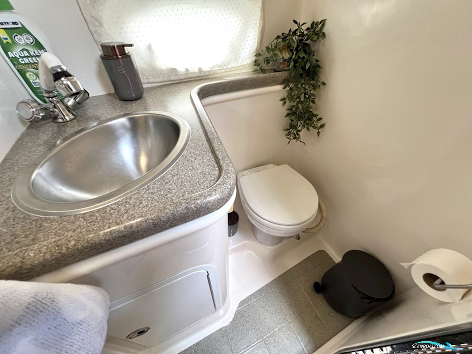Rinker 280 Express Diesel