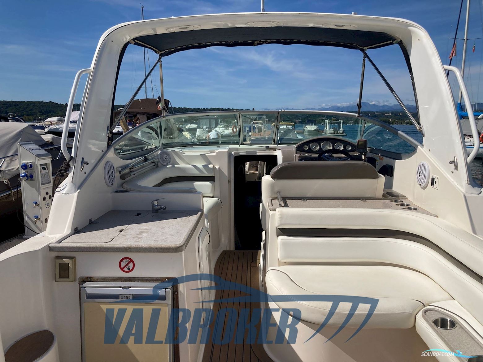 Rinker 280