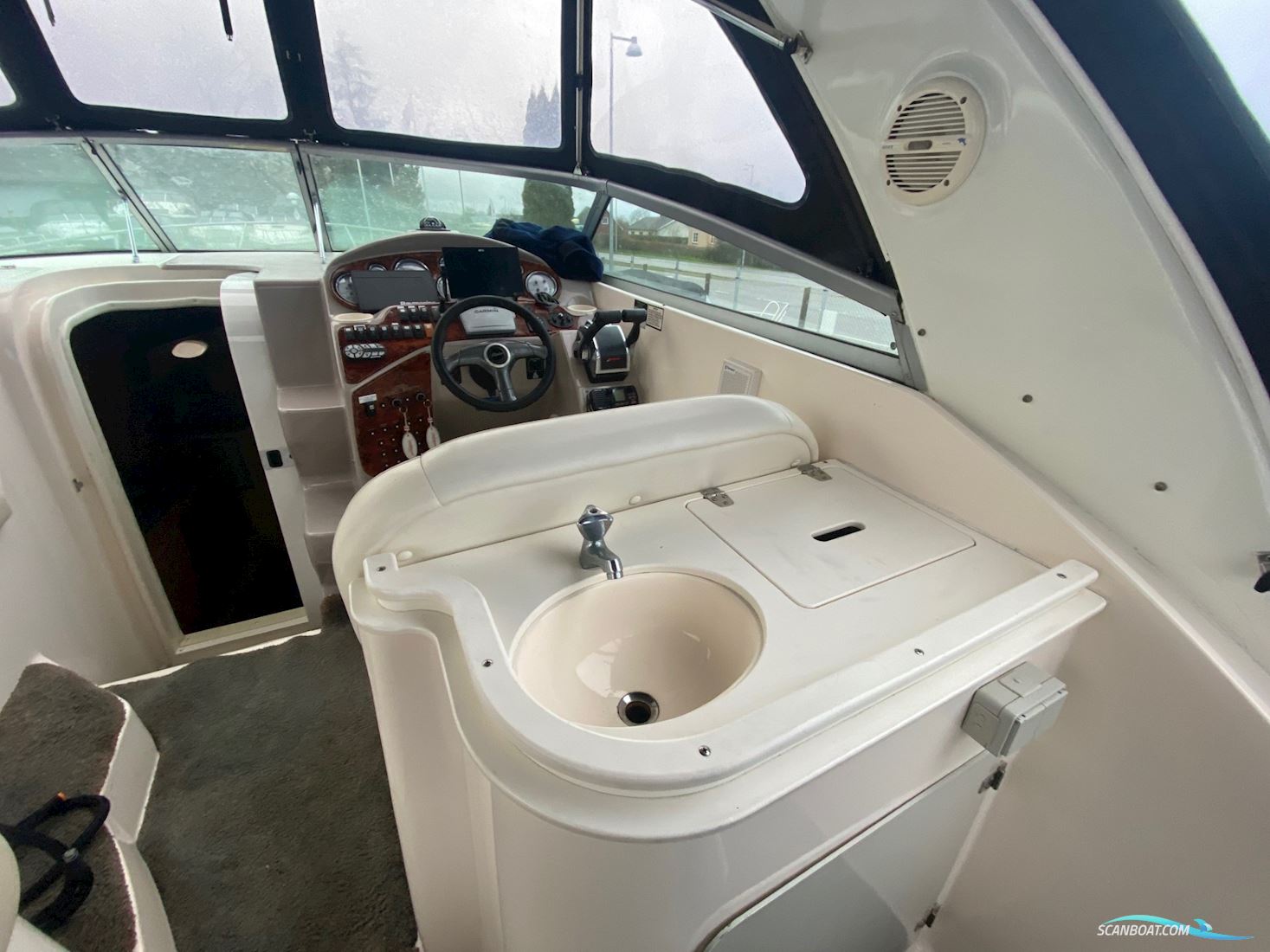 Rinker 290 Fiesta Wee