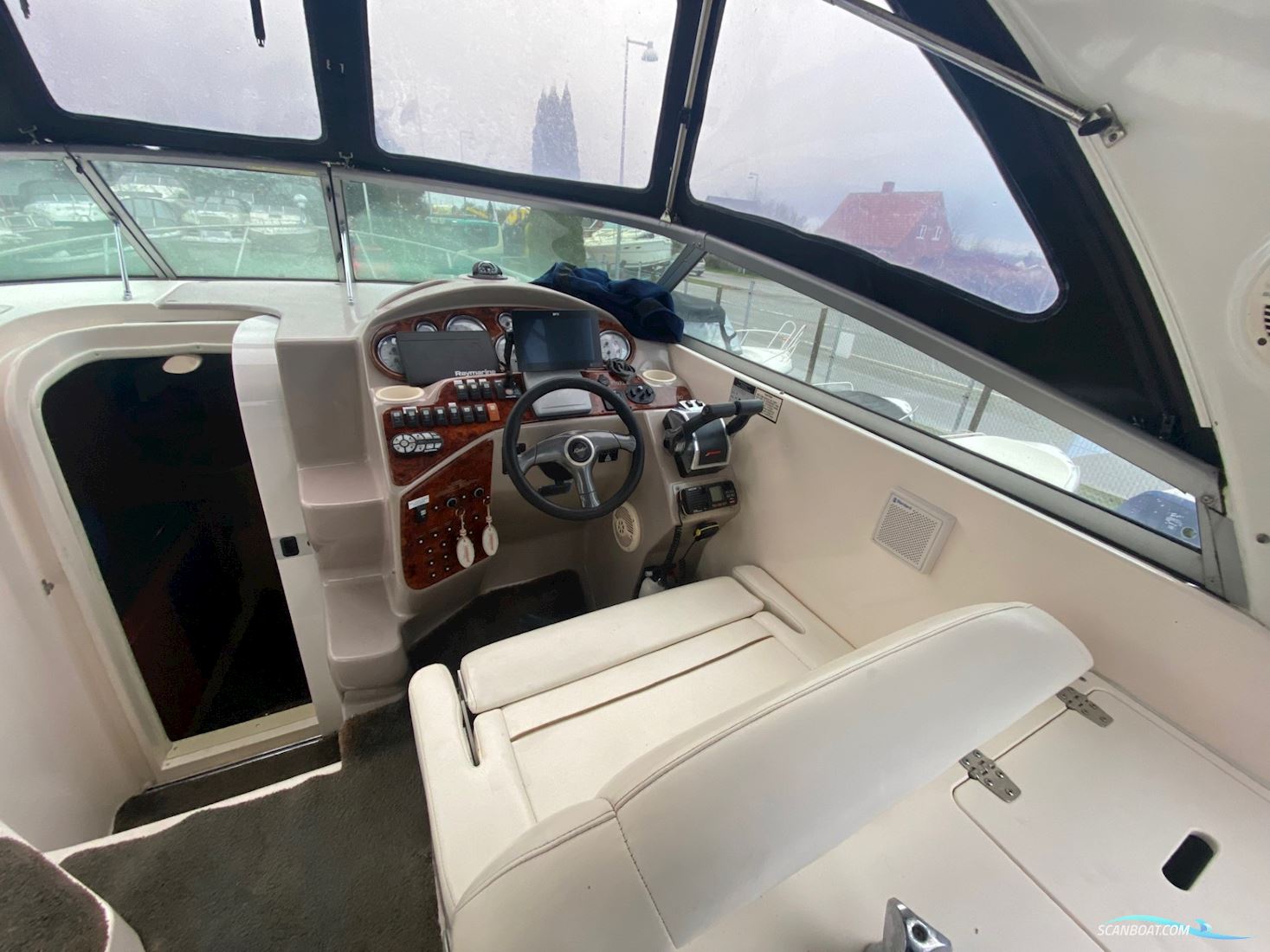 Rinker 290 Fiesta Wee