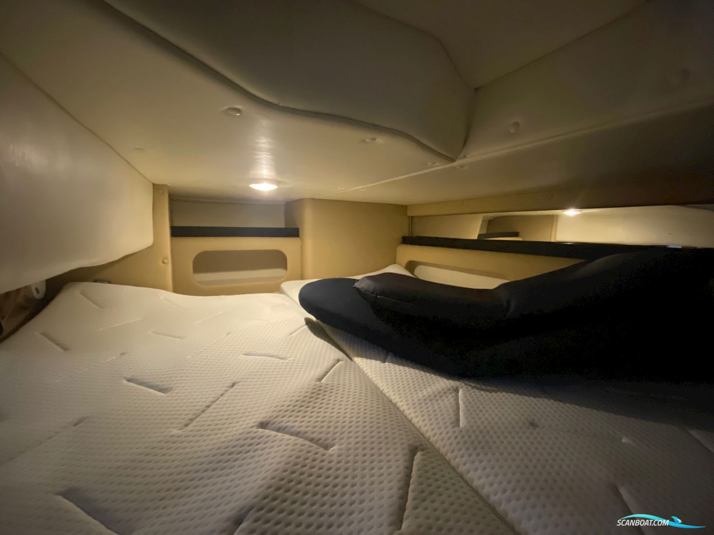 Rinker 290 Fiesta Wee