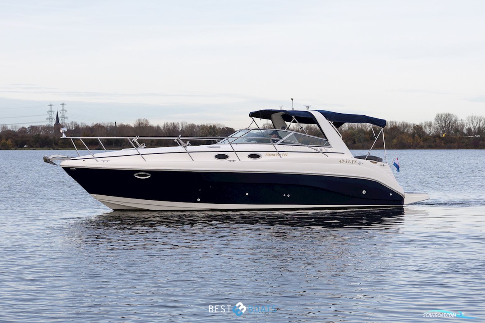 Rinker 342 Fiesta Vee