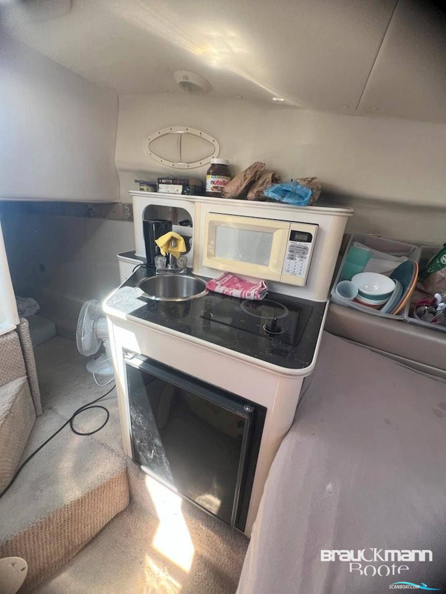 Rinker Fiesta Vee 242