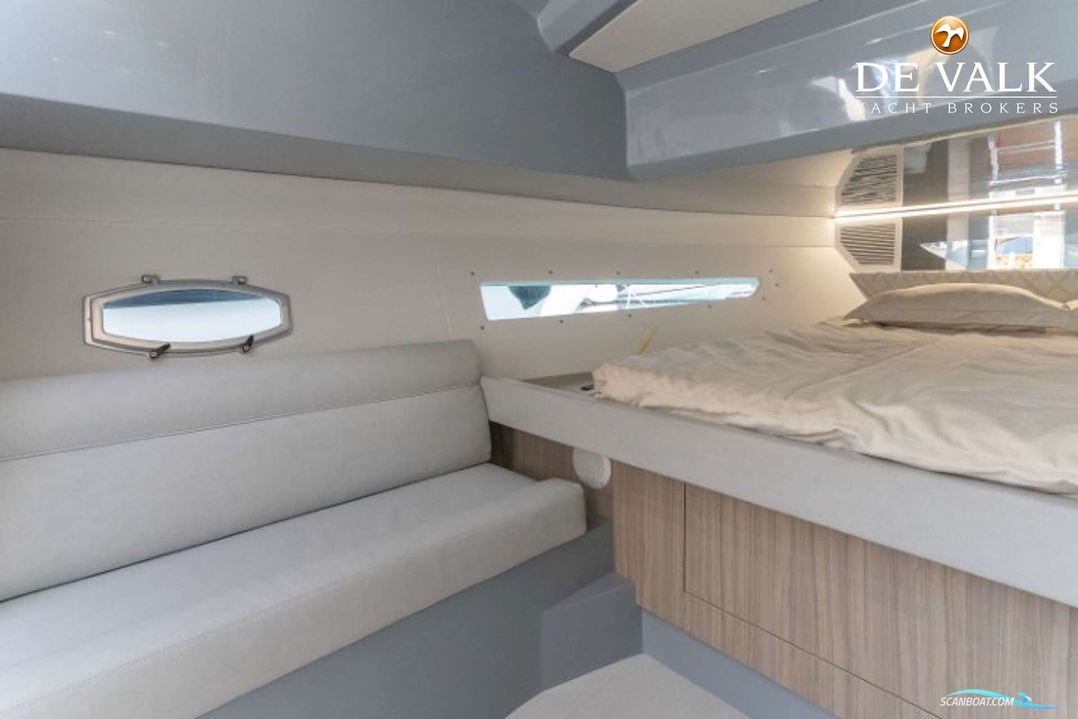 Rio Yachts Daytona 35