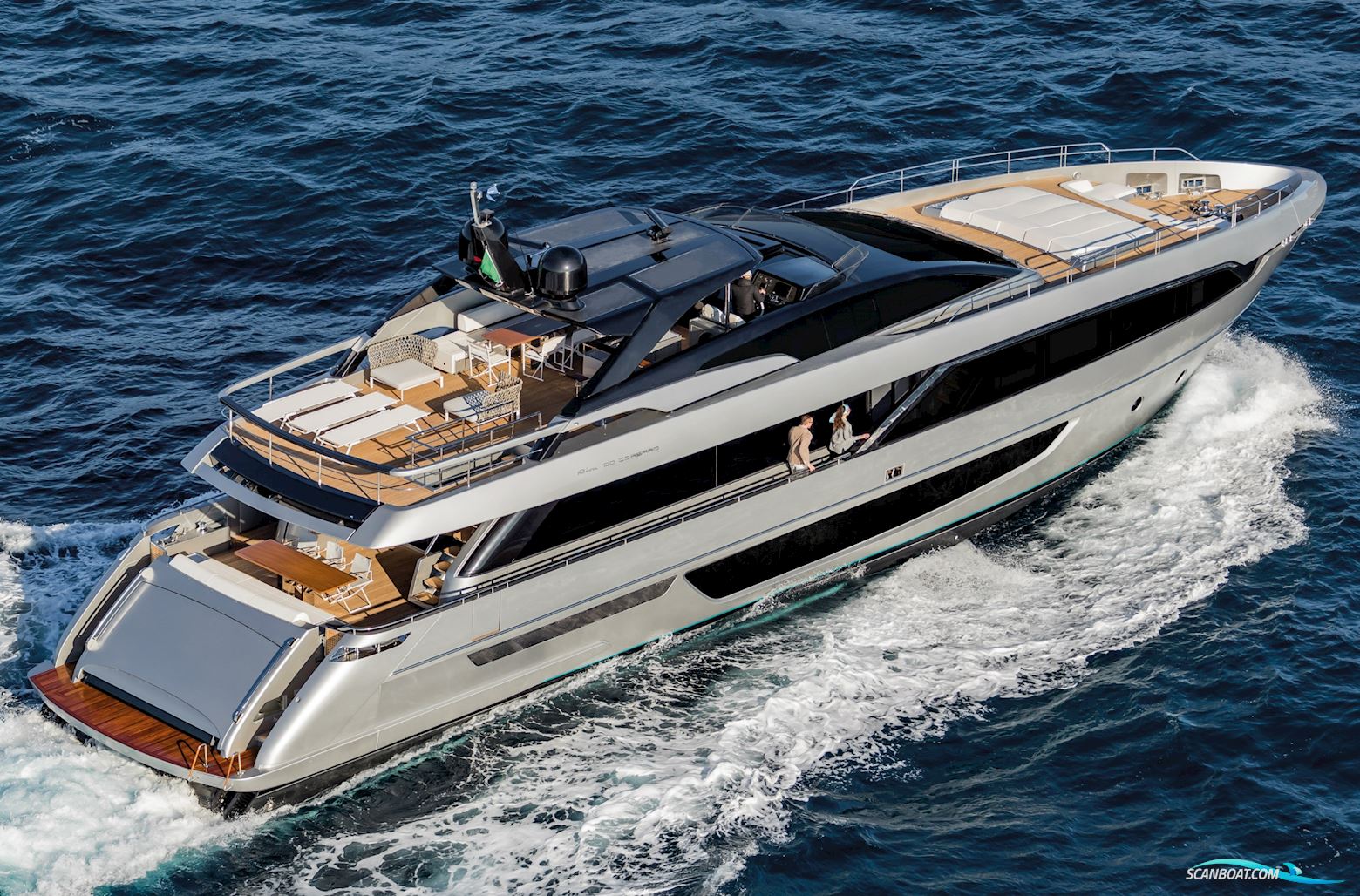 Riva 100′ Corsaro