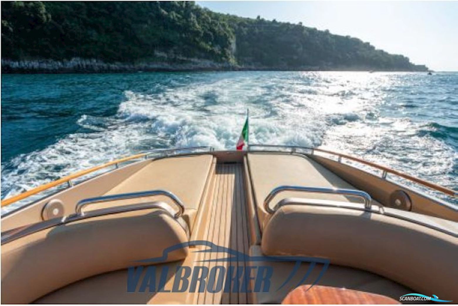 Riva 44 RAMA