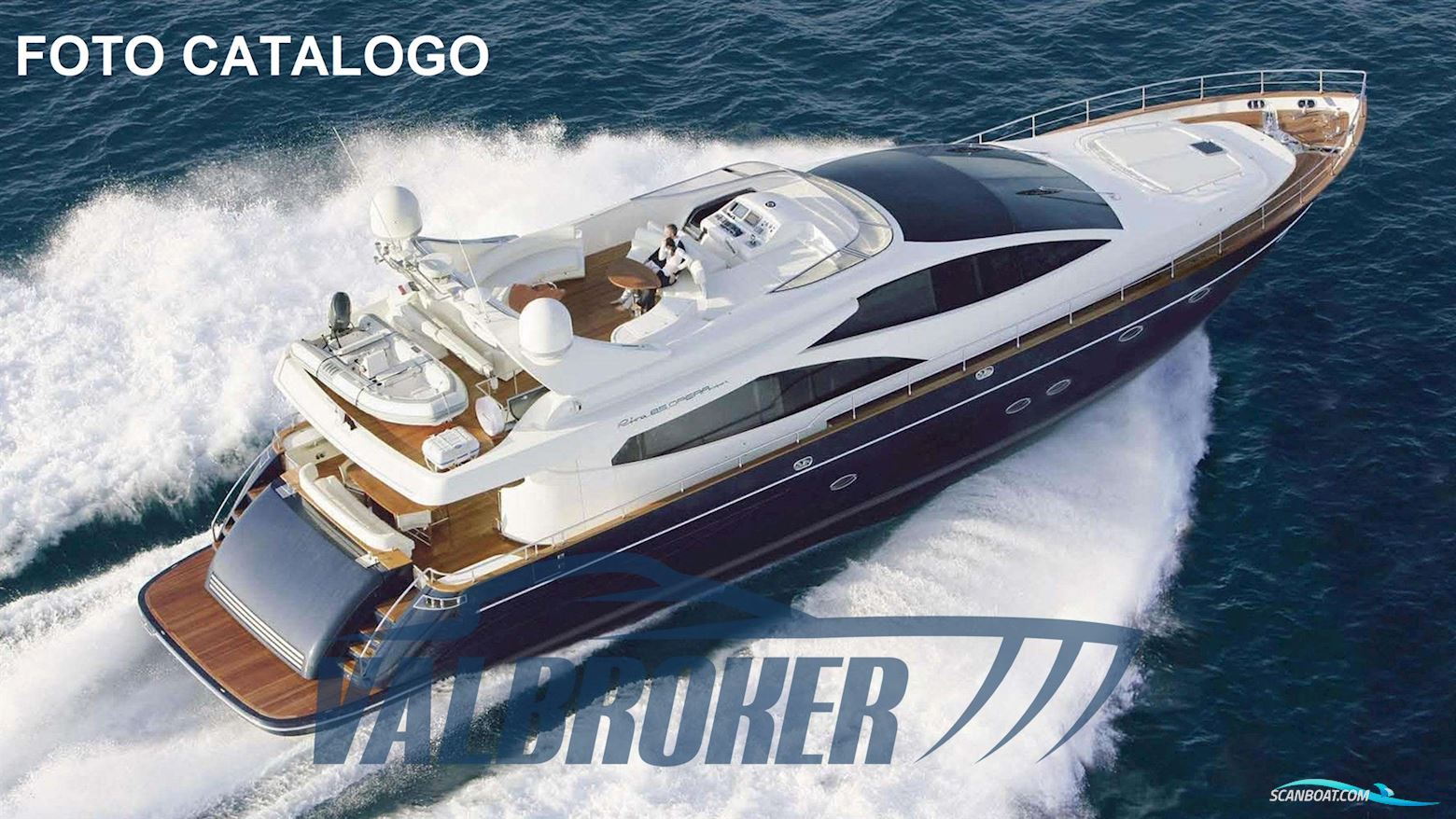 Riva 85 Opera Motorbåd 2007, med MTU 16V2000M91 motor, Italien
