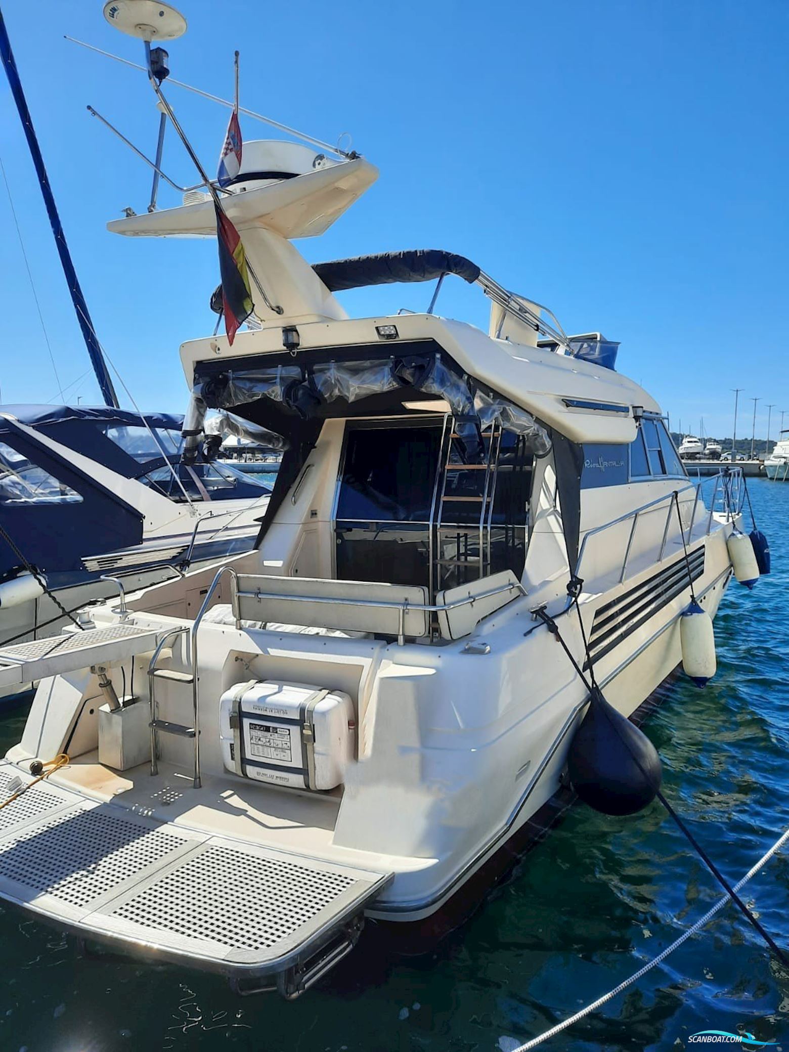 Riva Antalya 43 Motorbåd 1994, med Cummins motor, Kroatien