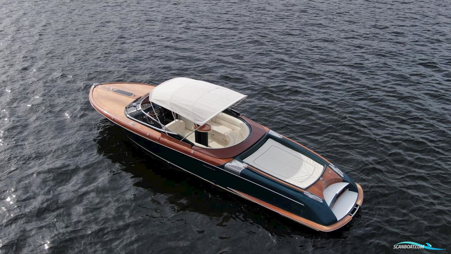Riva AQUA 33