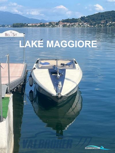 Riva SAINT TROPEZ Motorbåd 1981, med Thermoelectric Thermo Electron 350 motor, Italien