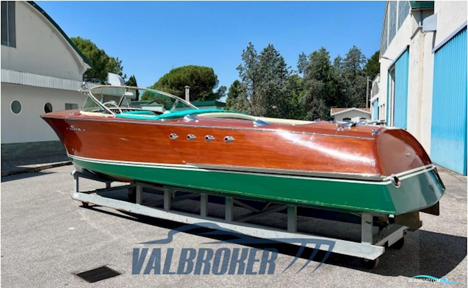 Riva Tritone