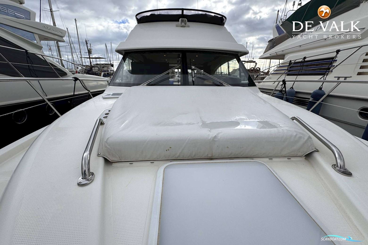 Riviera 39 Open Flybridge