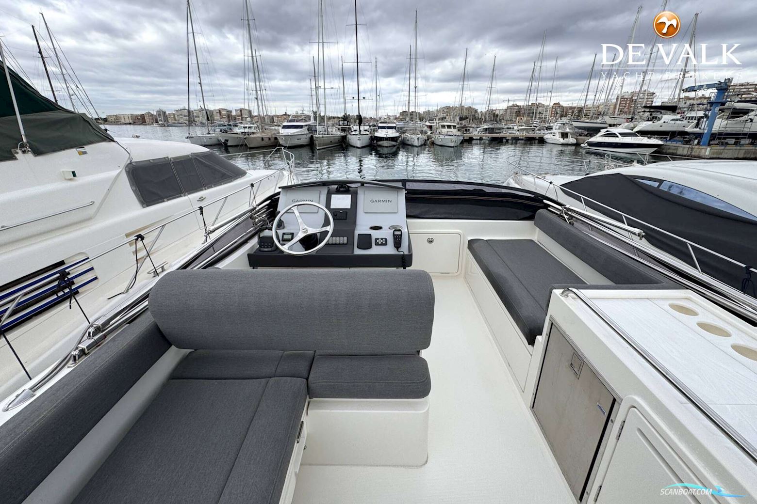Riviera 39 Open Flybridge
