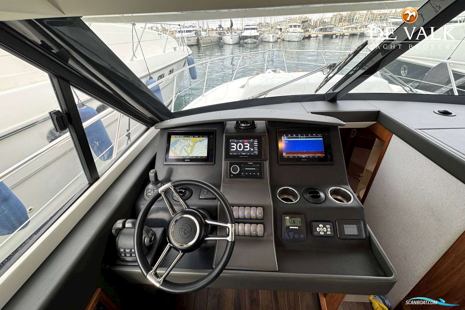 Riviera 39 Open Flybridge