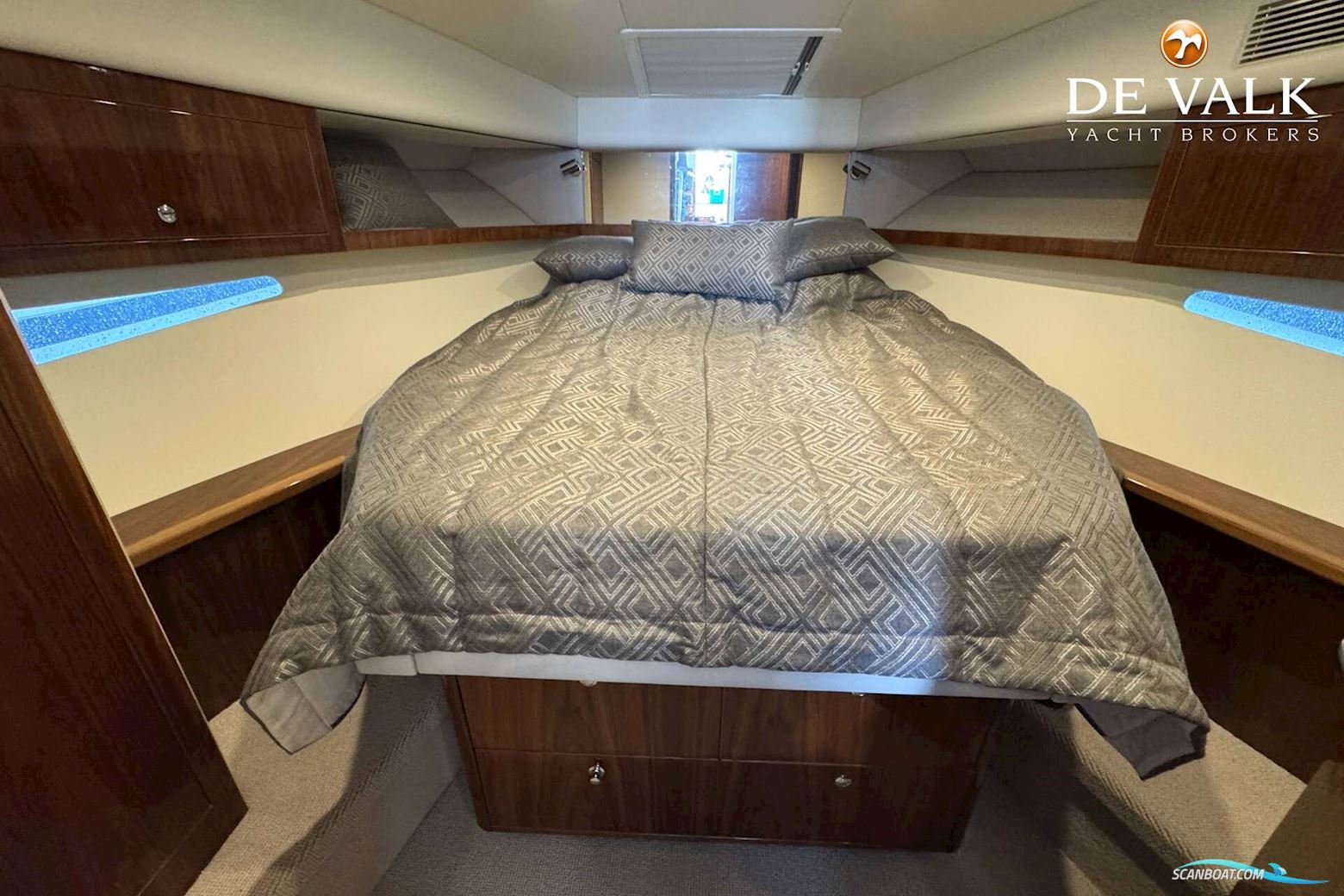 Riviera 39 Open Flybridge
