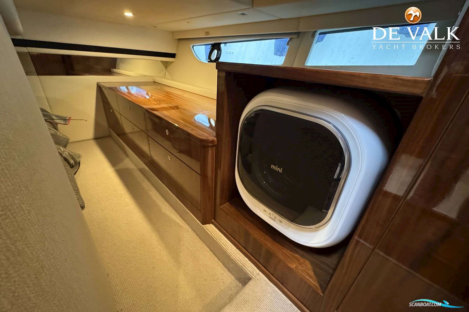 Riviera 39 Open Flybridge