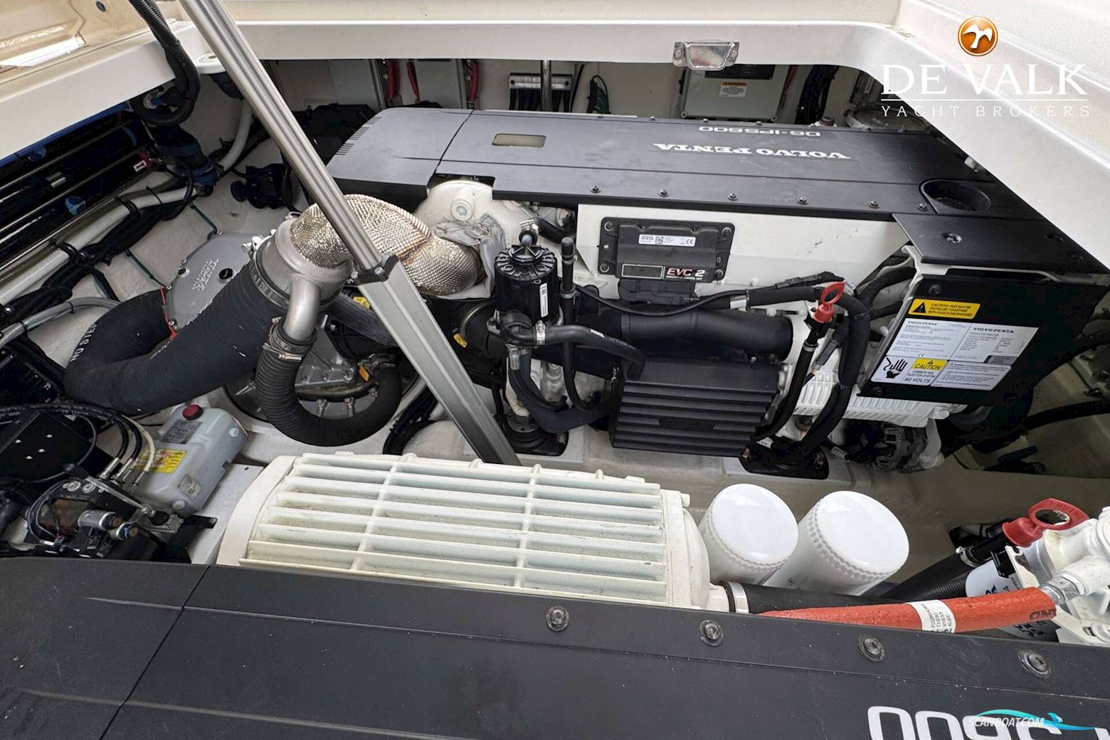 Riviera 39 Open Flybridge