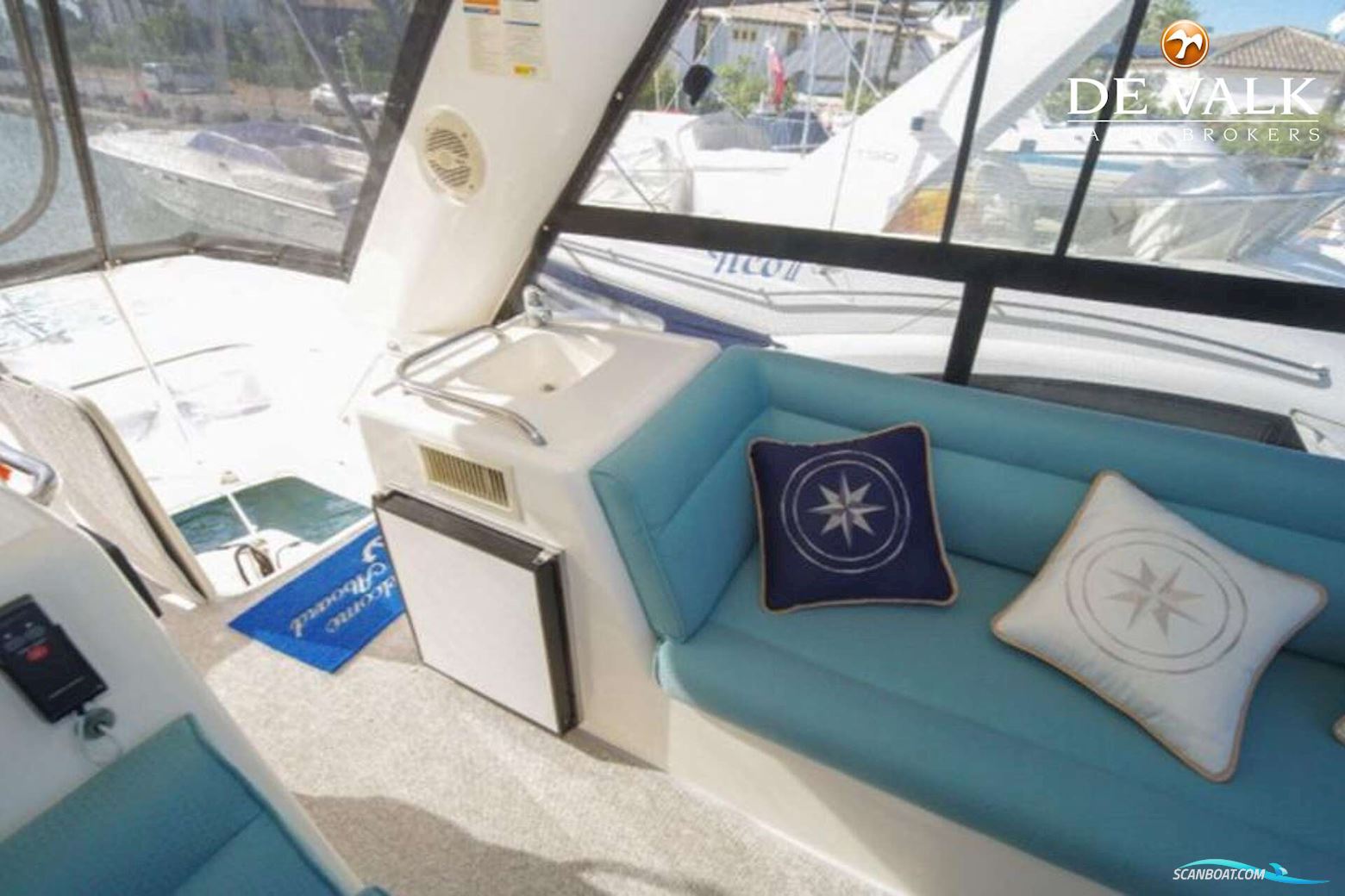 Riviera 48 Flybridge