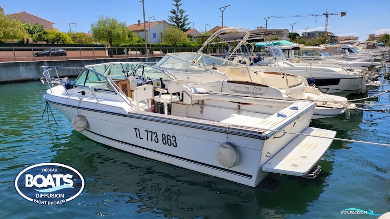 Robalo 2165 Motorbåd 1988, med Mercruiser motor, Frankrig