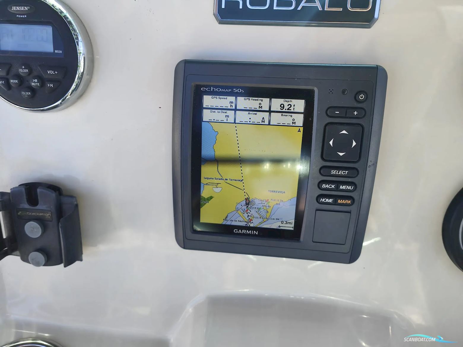Robalo R 180