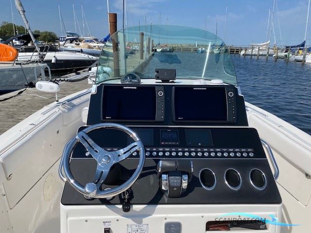 Robalo R260 (CE/B)