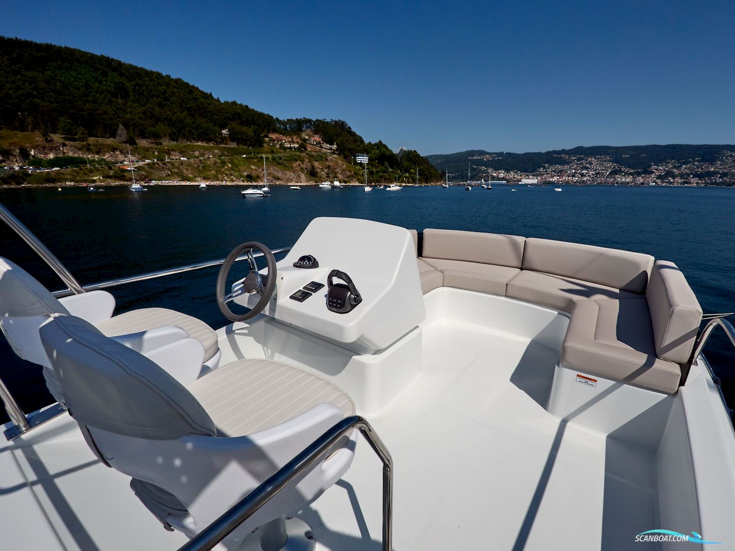 Rodman 1090 Evolution Flybridge